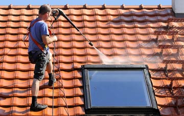 roof cleaning Llangunllo, Powys